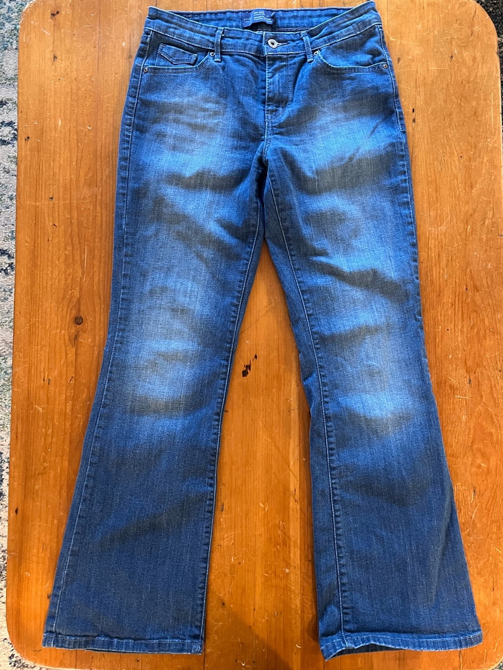 Levi’s Demi-Curve Classic Bootcut Dark Wash Blue Jeans - Women’s